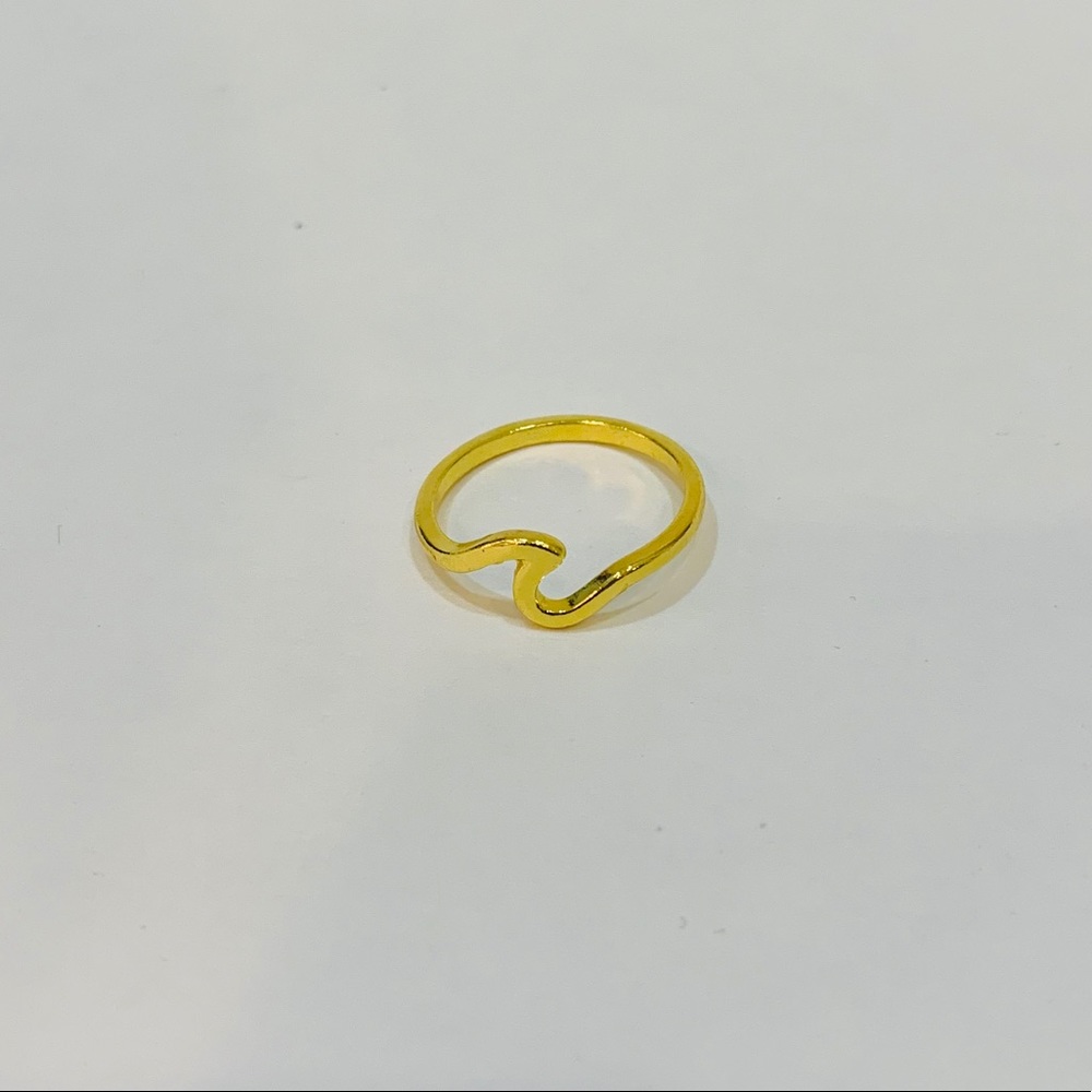 Gold Wave Ring - Picture 2 of 5
